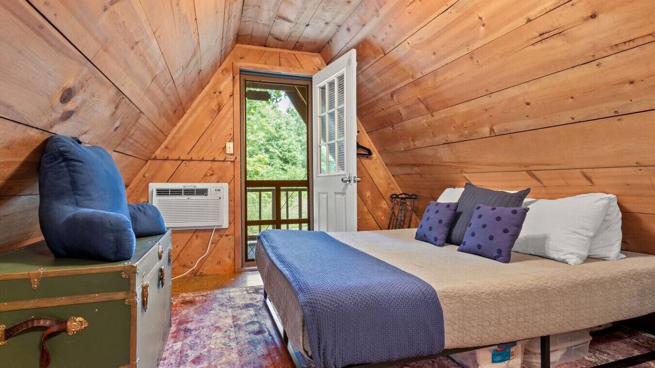 Photo of Bedroom in Wellington