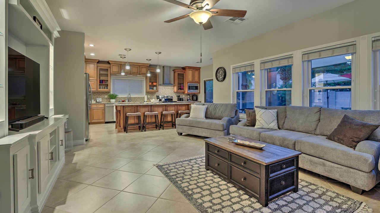 Photo of Livingroom in Gilbert