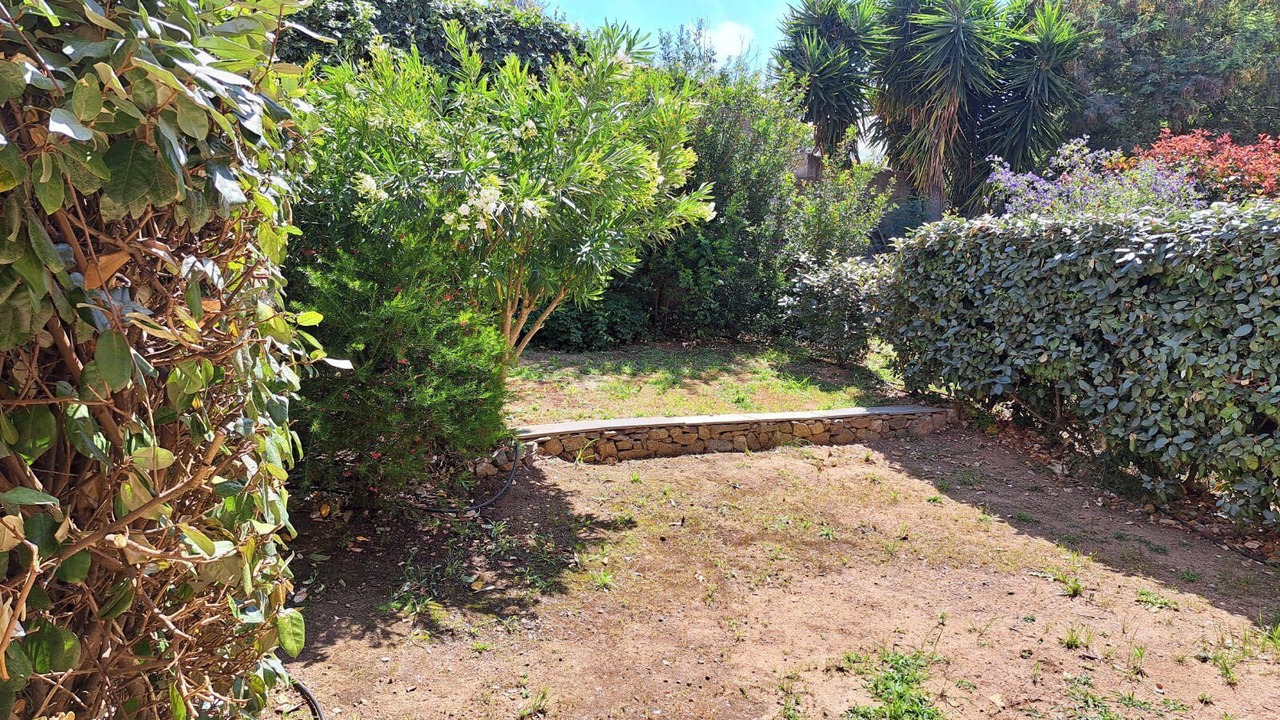 Photo of Outdoor in Lozari