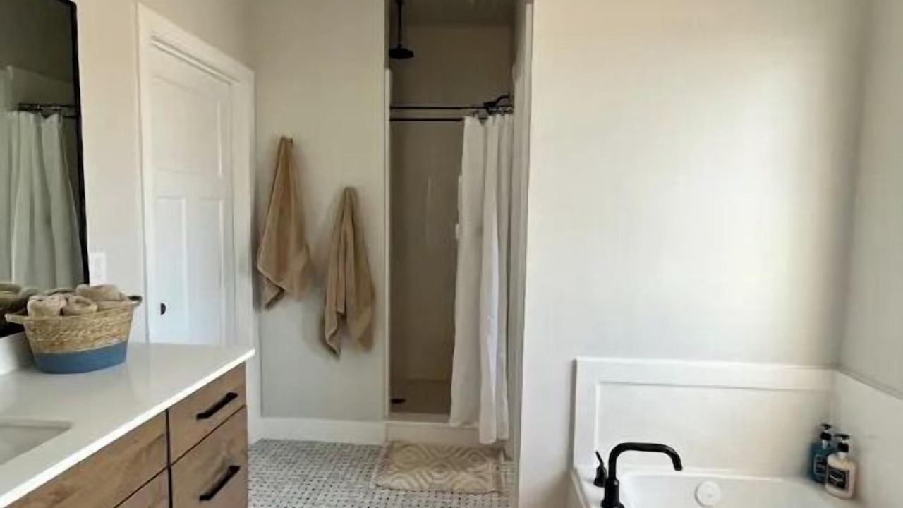 Photo of Bathroom in Enoch
