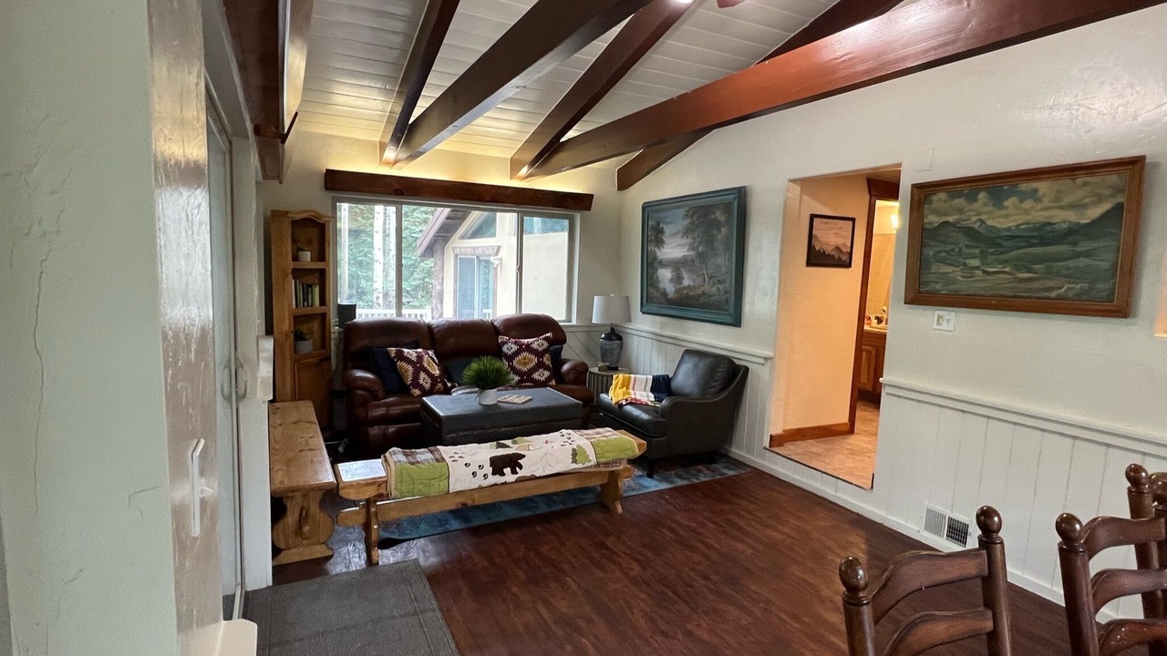 Photo of Livingroom in Steam Engine Meadows