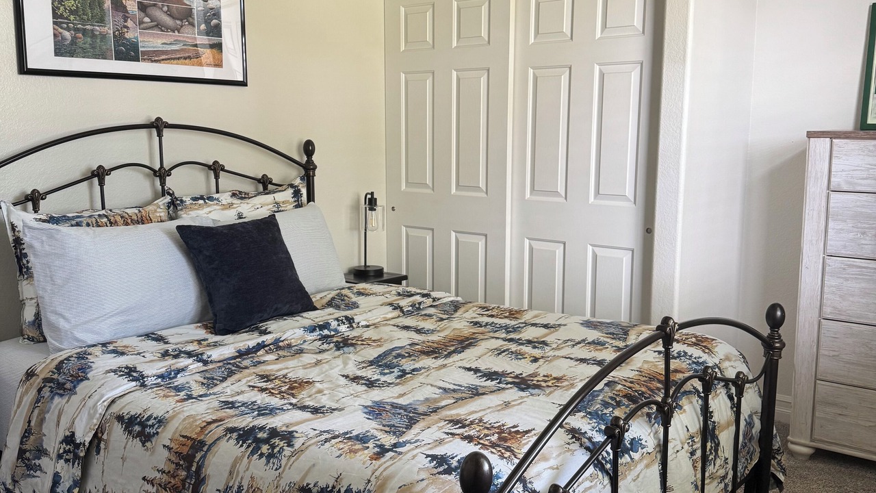 Photo of Bedroom in Hamilton