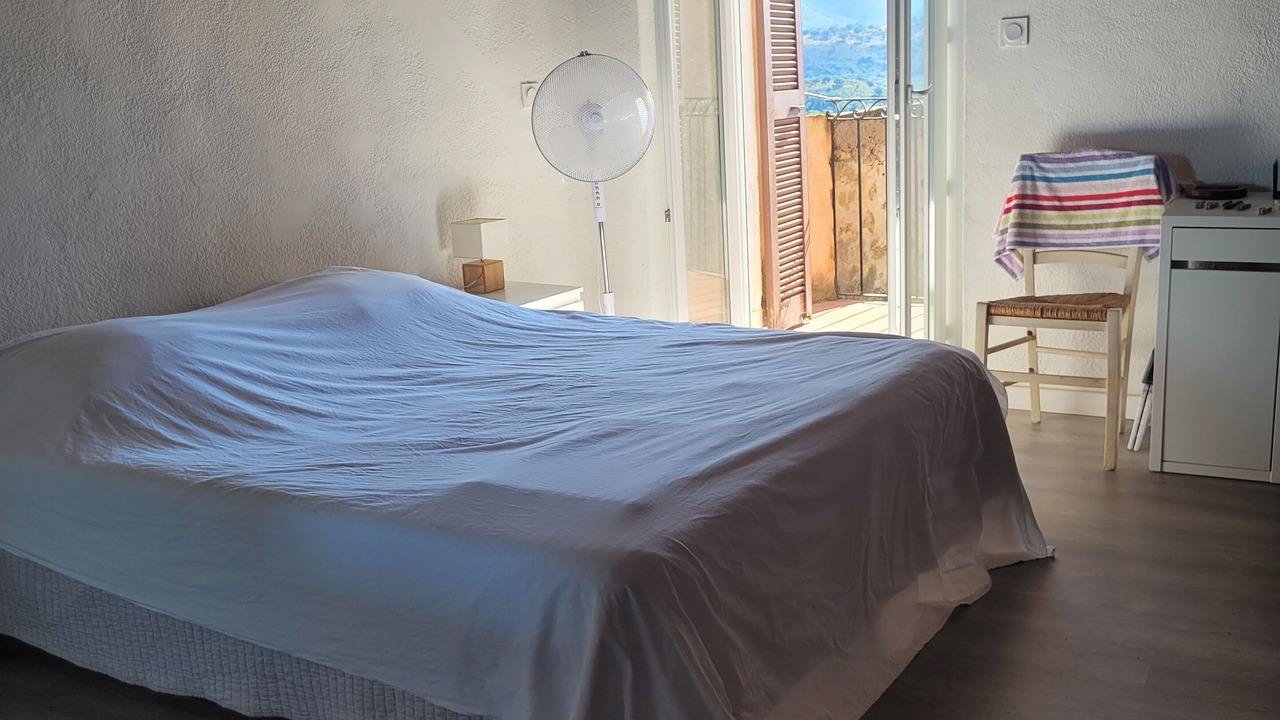 Photo of Bedroom in Calenzana