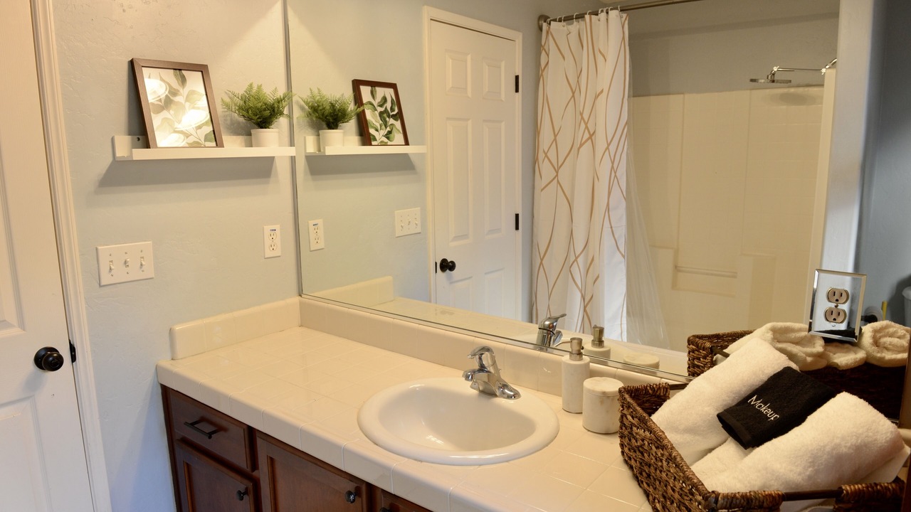 Photo of Bathroom in Visalia