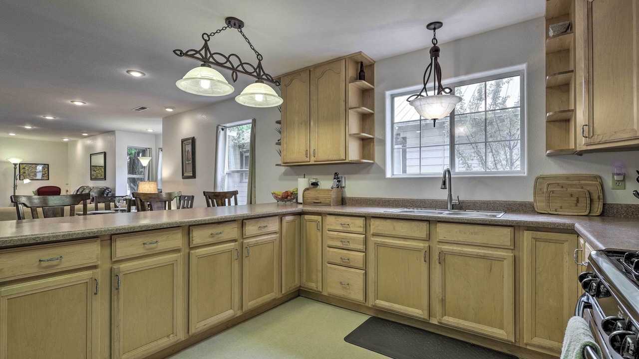 Photo of Kitchen in Caliente