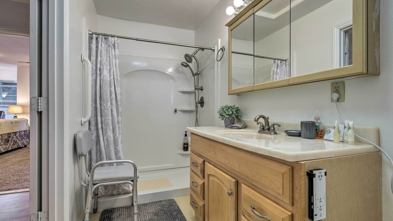 Photo of Bathroom in Caliente