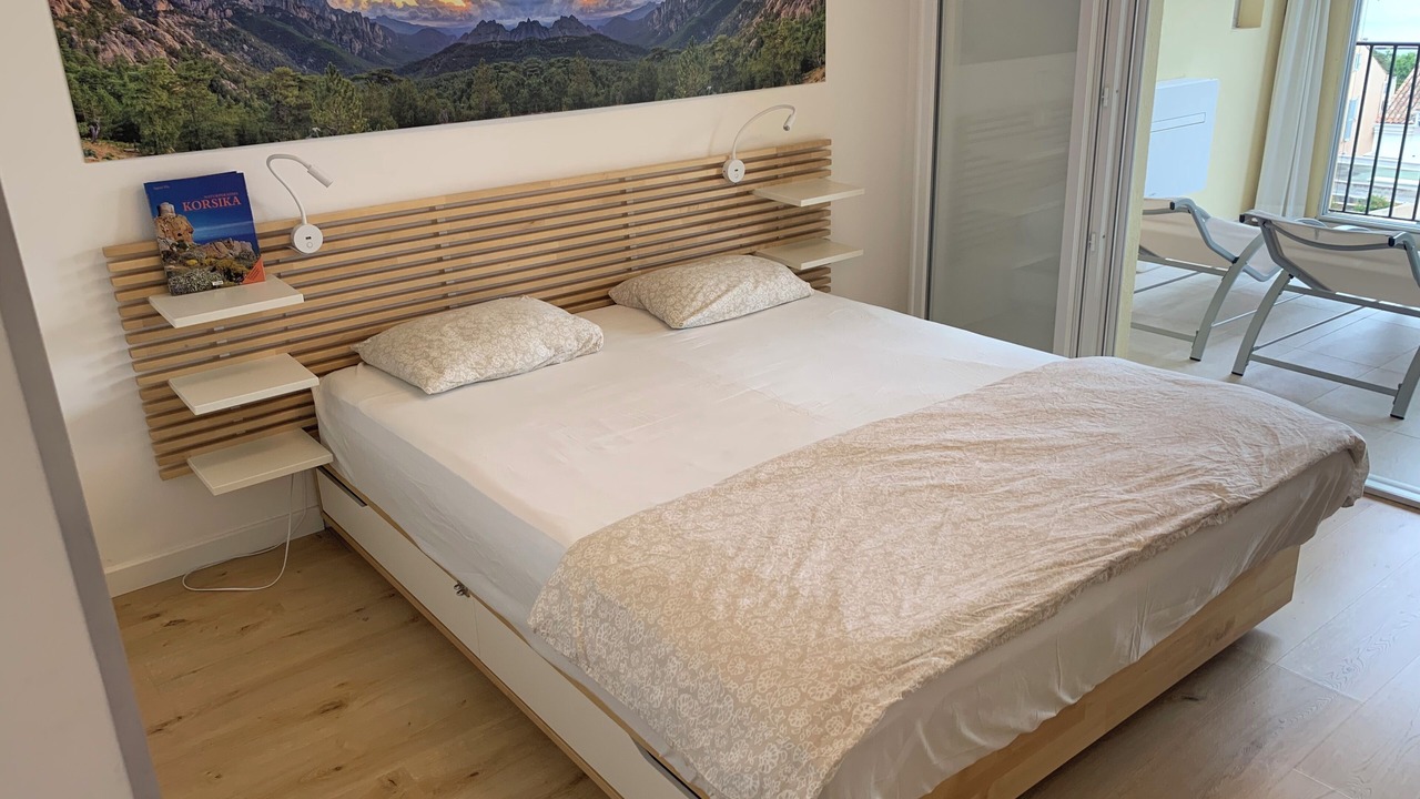 Photo of Bedroom in Calvi