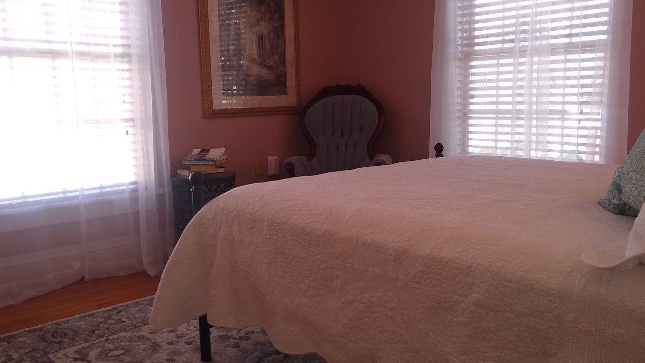 Photo of Bedroom in Reedville