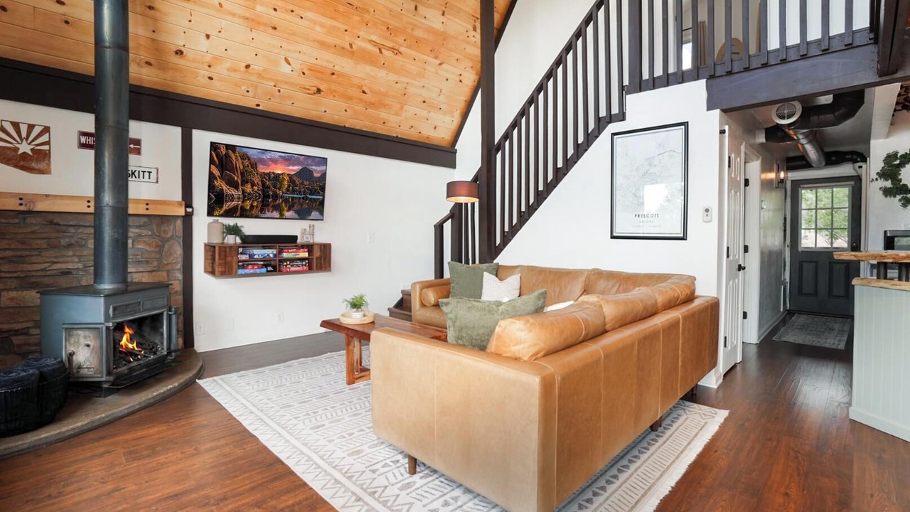 Photo of Livingroom in Prescott Heights