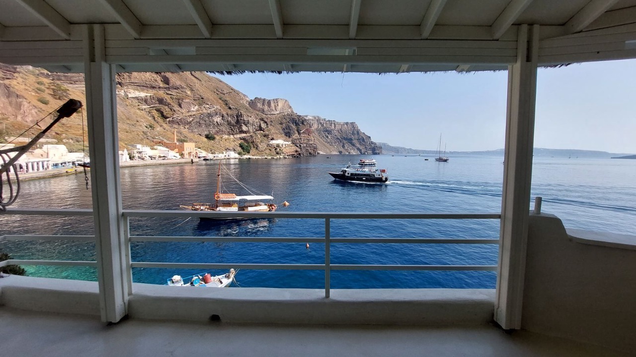 Photo of Others in Fira