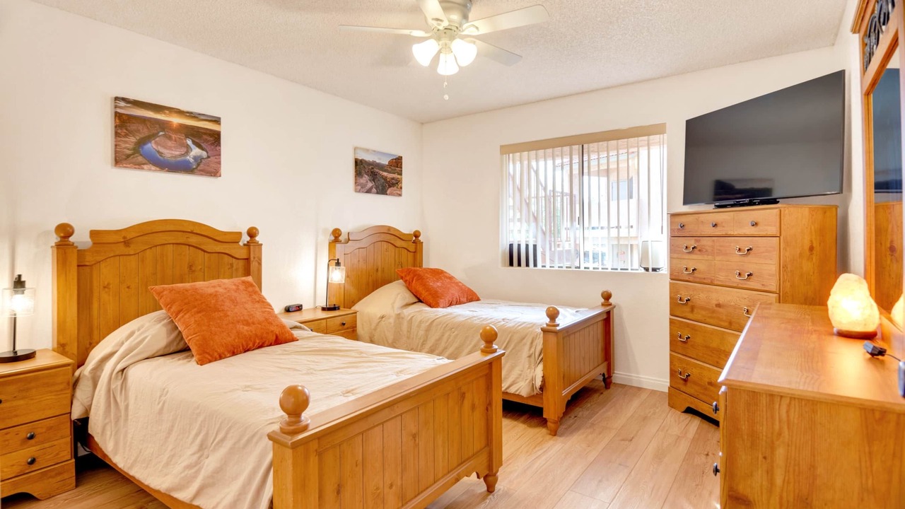 Photo of Bedroom in East Mesa