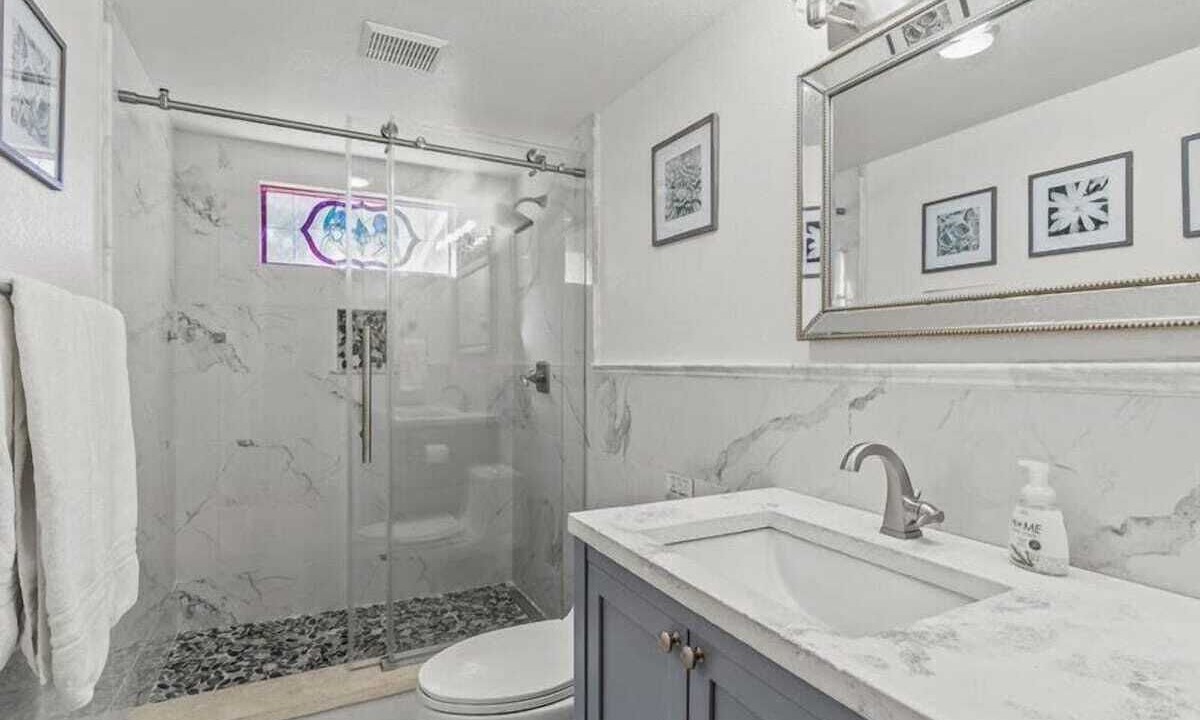 Photo of Bathroom in Cloverdale