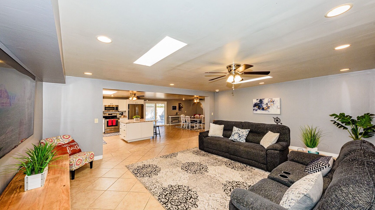 Photo of Livingroom in Tucson