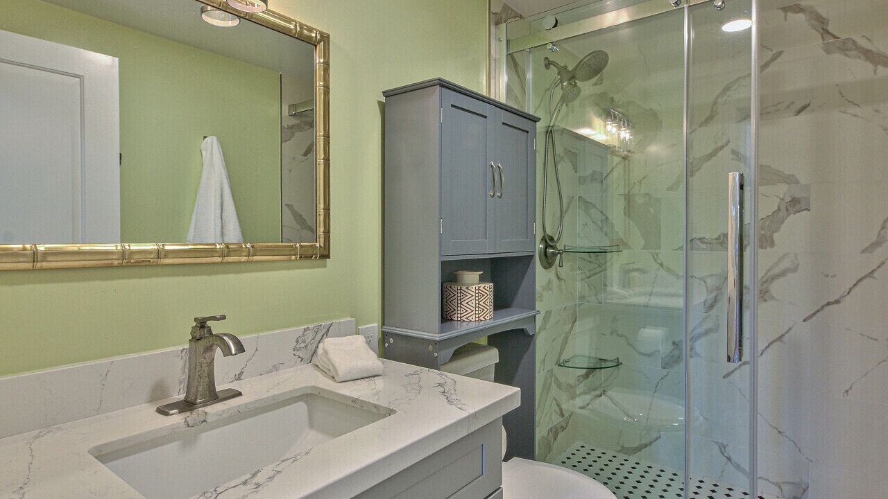 Photo of Bathroom in Mission Fields