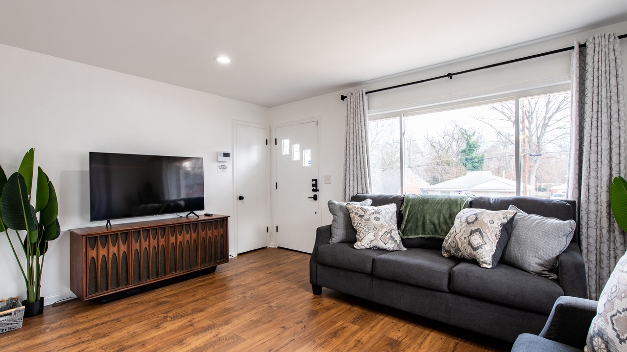 Photo of Bedroom in Iroquois