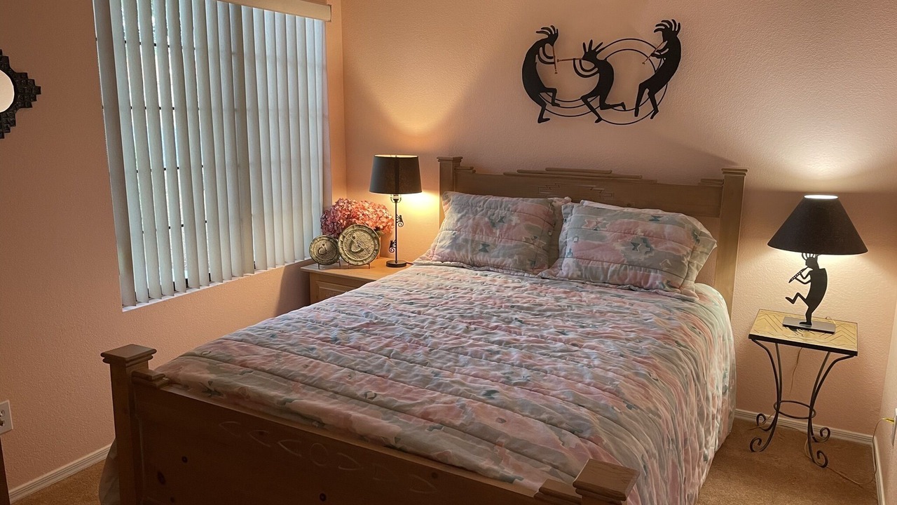 Photo of Bedroom in Saddlebrooke