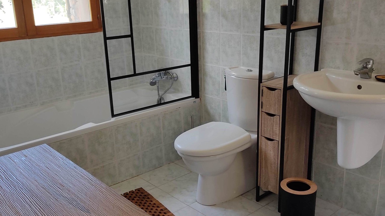 Photo of Bathroom in Manso