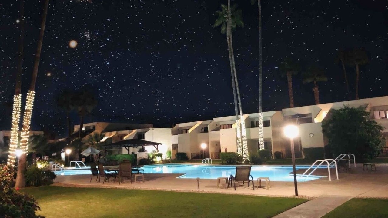 Photo of Others in Twin Palms