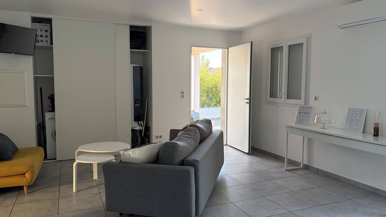 Photo of Livingroom in Prunete