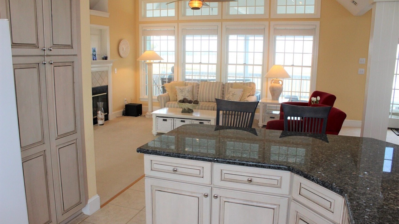 Photo of Livingroom in Manteo