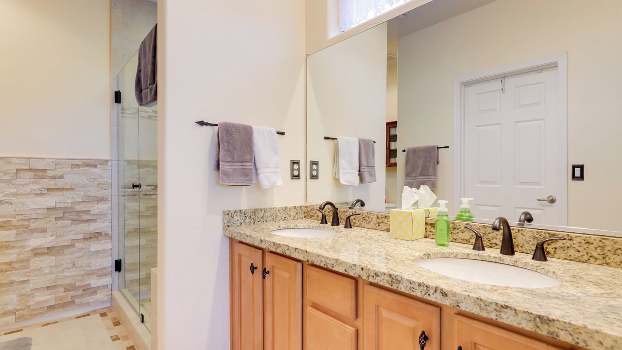 Photo of Bathroom in Anthem
