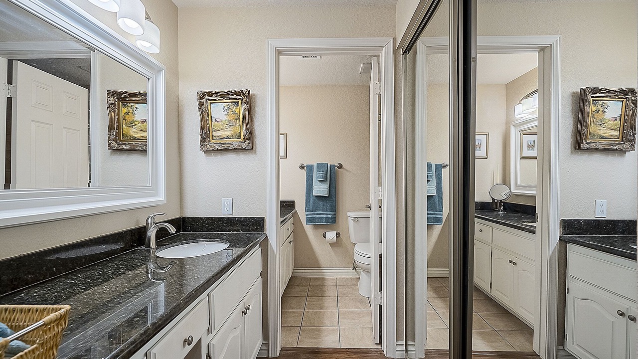 Photo of Bathroom in Central Scottsdale