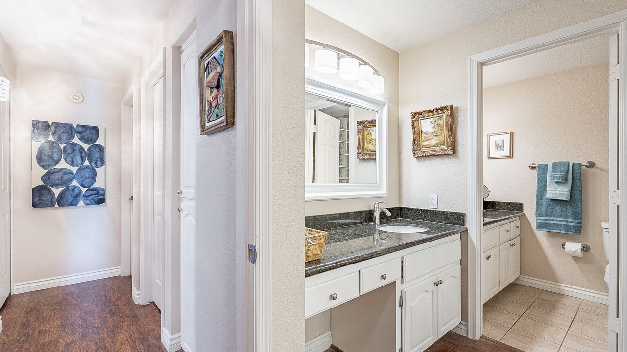 Photo of Bathroom in Central Scottsdale