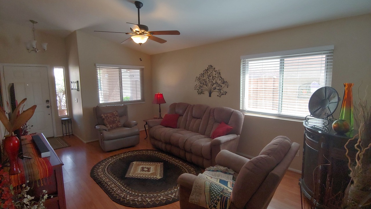 Photo of Livingroom in San Tan Valley