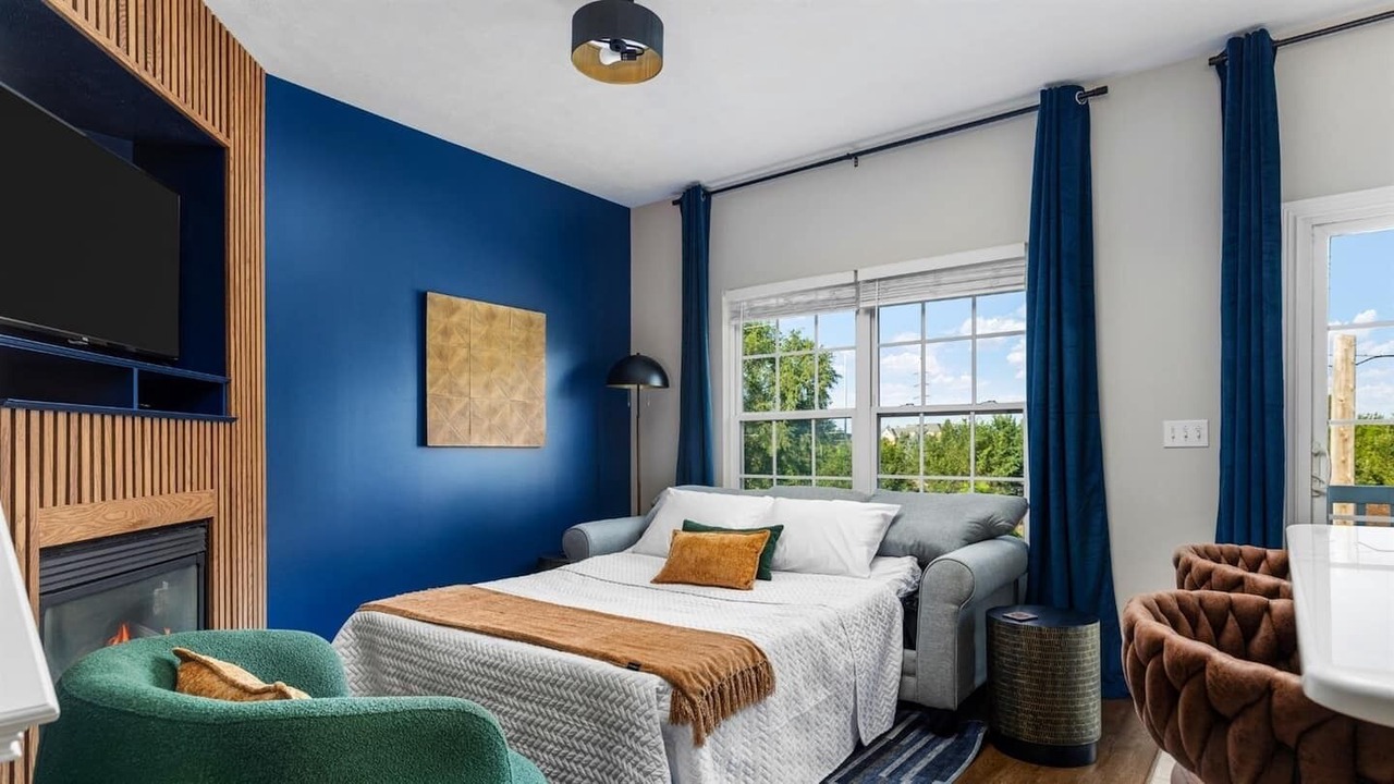 Photo of Bedroom in Roseland
