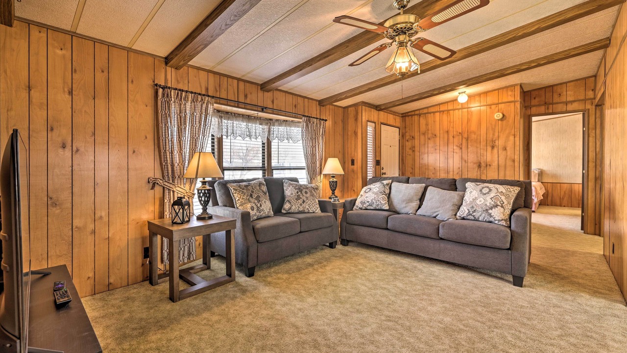 Photo of Livingroom in Richfield