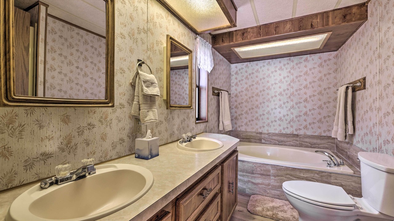 Photo of Bathroom in Richfield