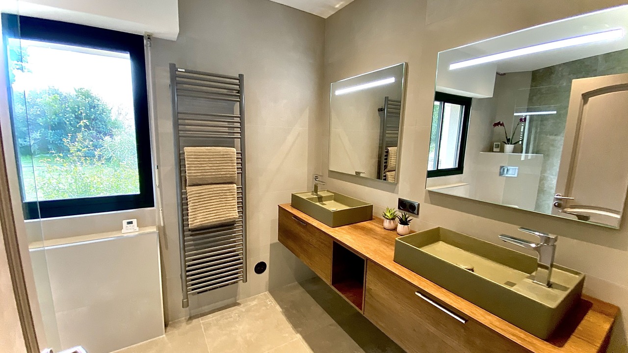 Photo of Bathroom in Santa-Reparata-di-Balagna