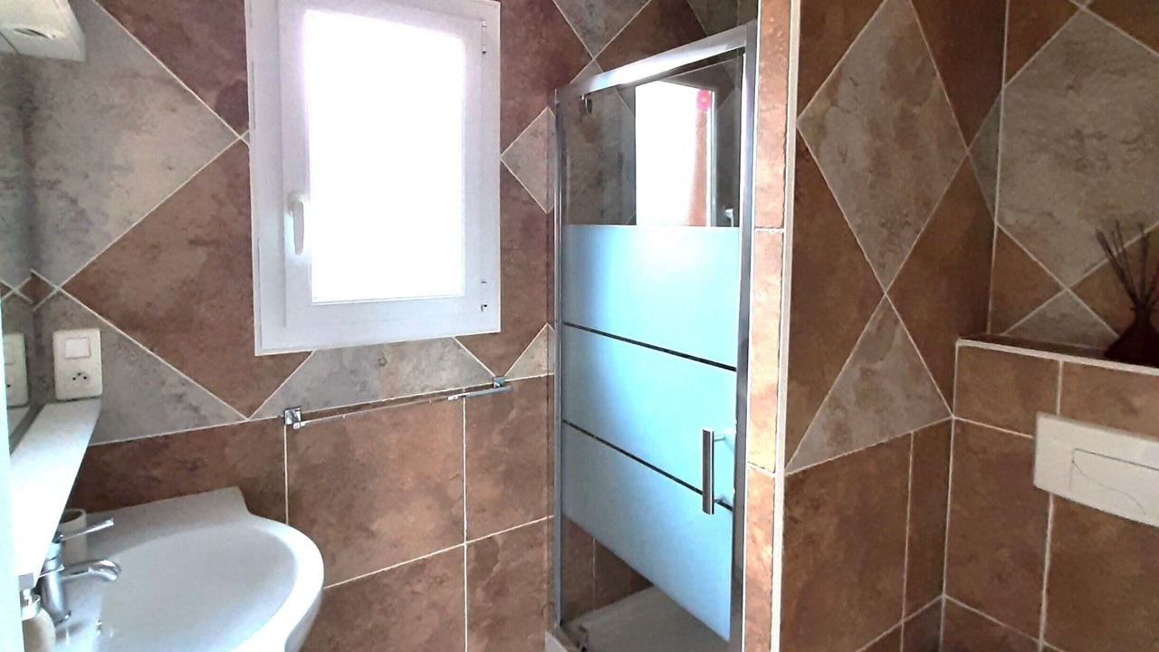 Photo of Bathroom in Oletta