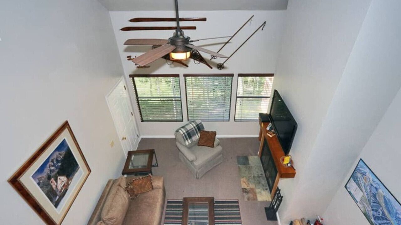 Photo of Livingroom in Beaver