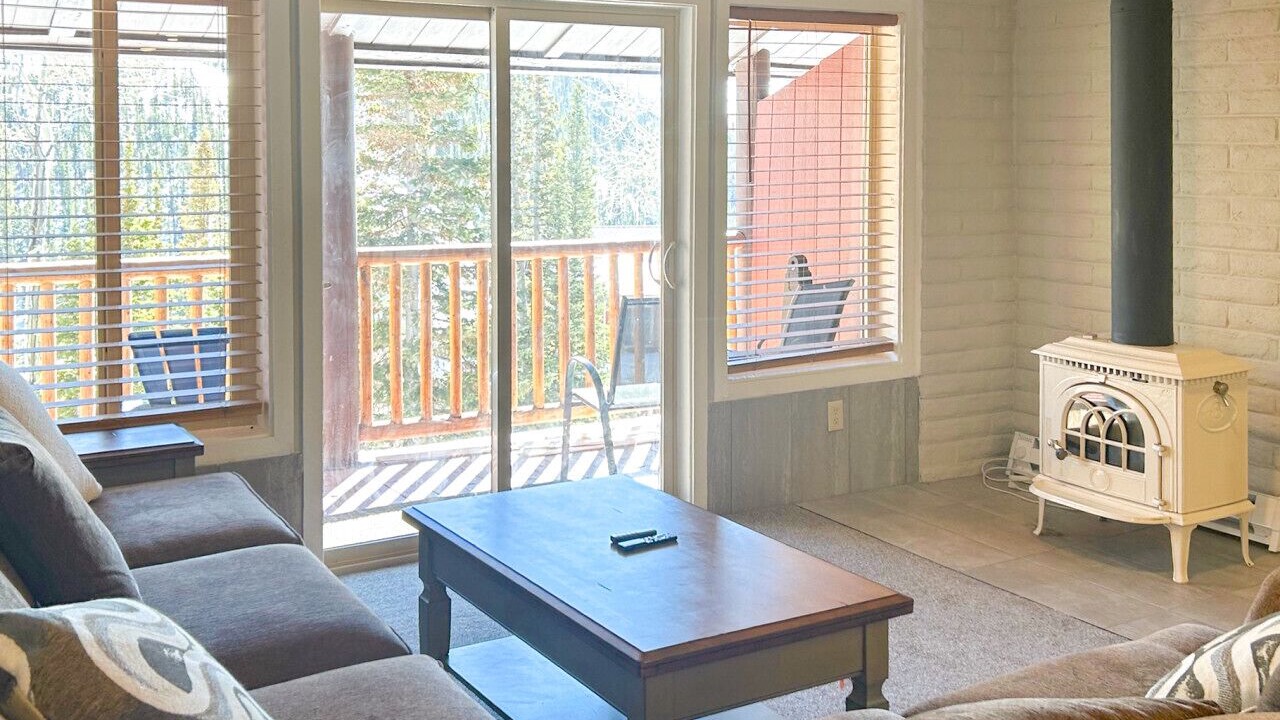 Photo of Livingroom in Beaver