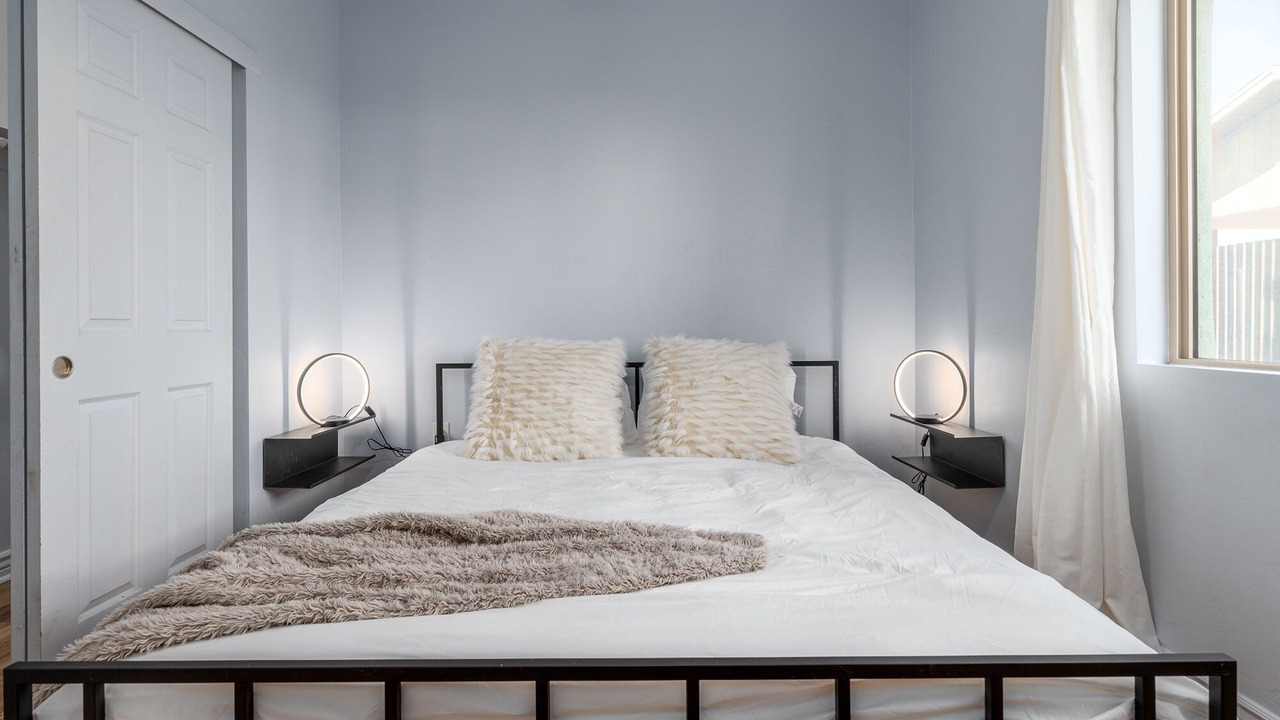 Photo of Bedroom in Feldman's