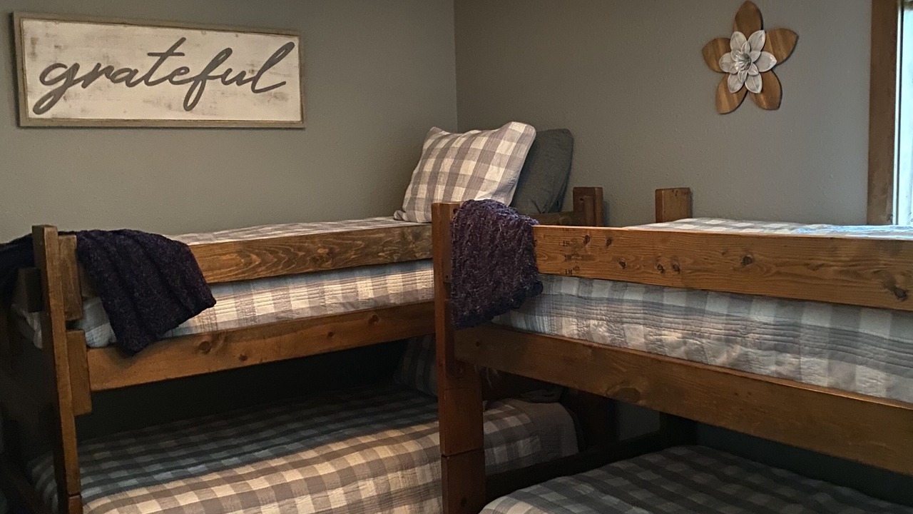 Photo of Bedroom in Sandpoint
