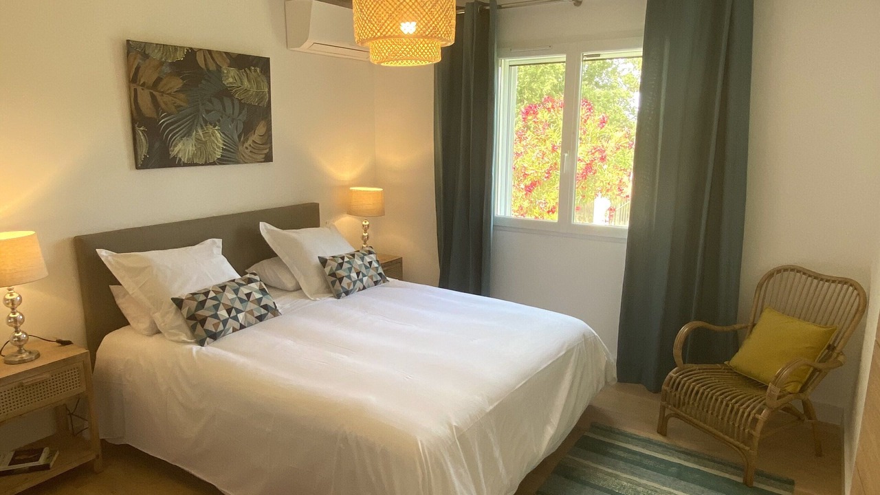 Photo of Bedroom in Murato
