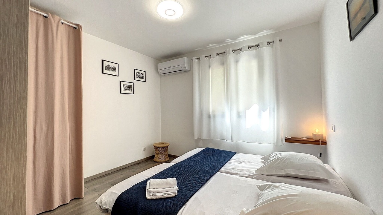 Photo of Bedroom in L'Ile-Rousse