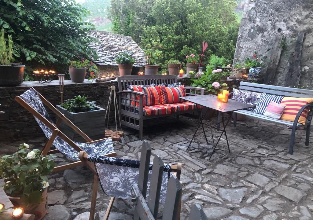 Photo of Patio Balcony in San-Giovanni-di-Moriani