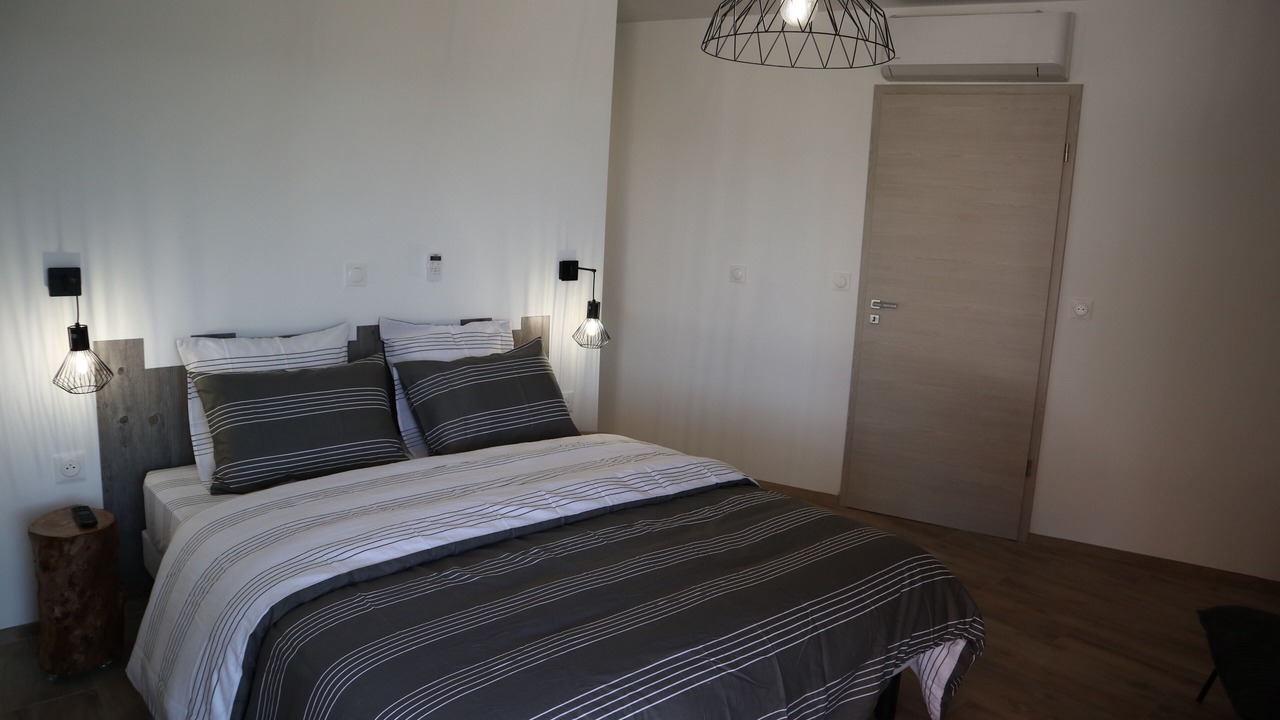 Photo of Bedroom in Figari
