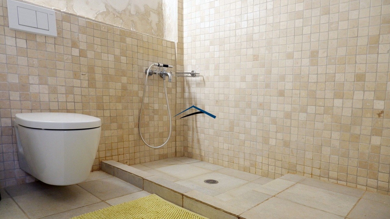 Photo of Bathroom in Kea