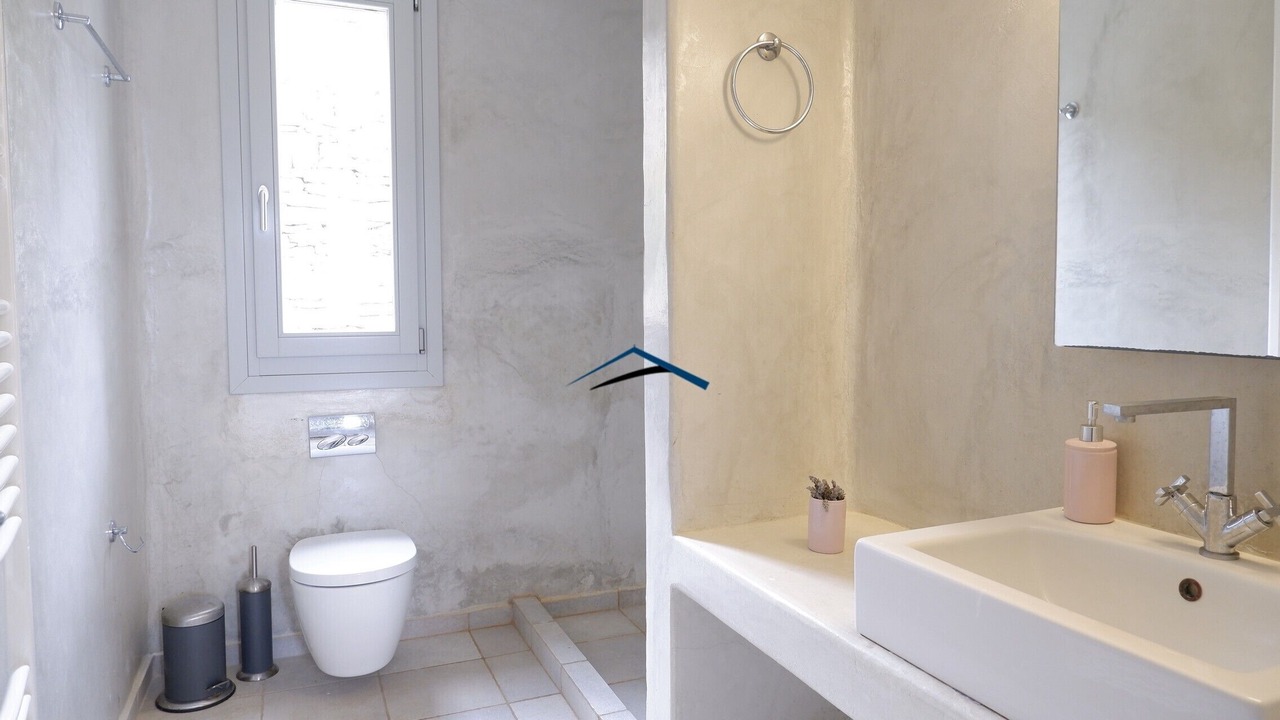 Photo of Bathroom in Kea