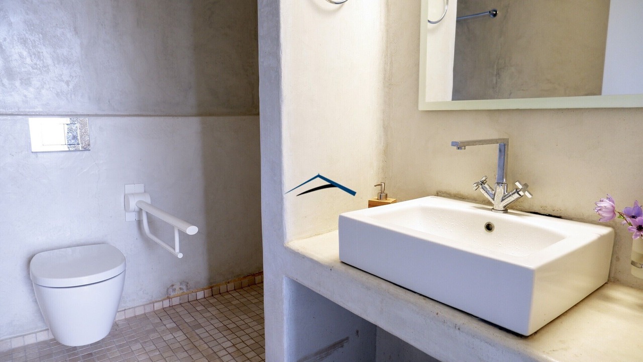Photo of Bathroom in Kea