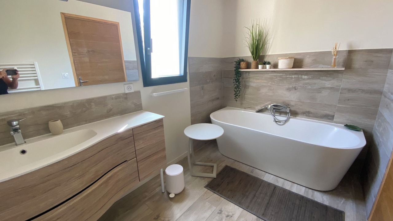 Photo of Bathroom in Lecci