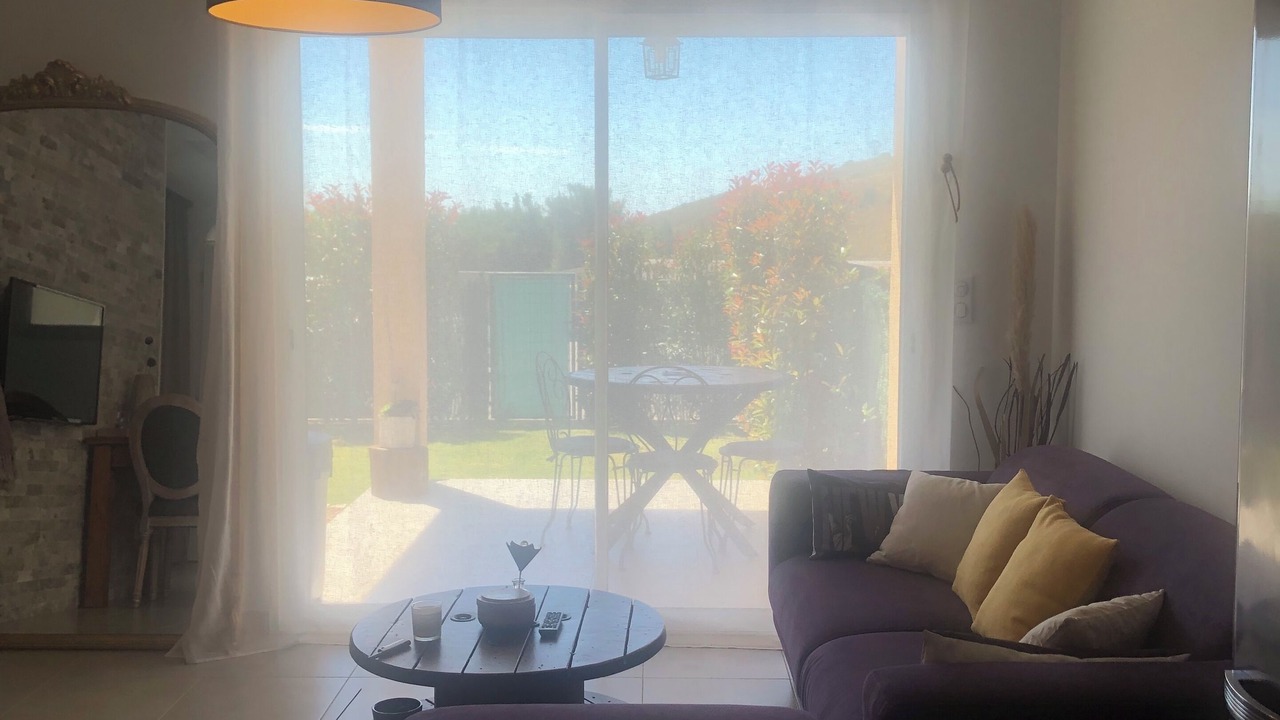 Photo of Livingroom in Residences du Golfe de Lava