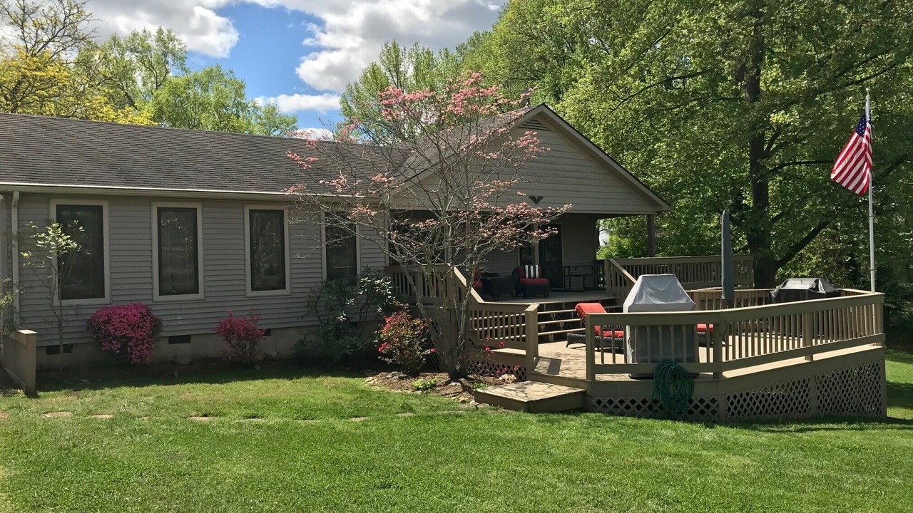 Photo of Patio Balcony in Bumpass