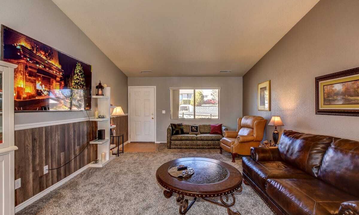 Photo of Livingroom in Prescott Valley