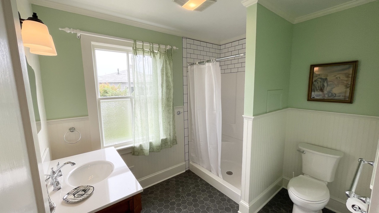 Photo of Bathroom in Ocracoke