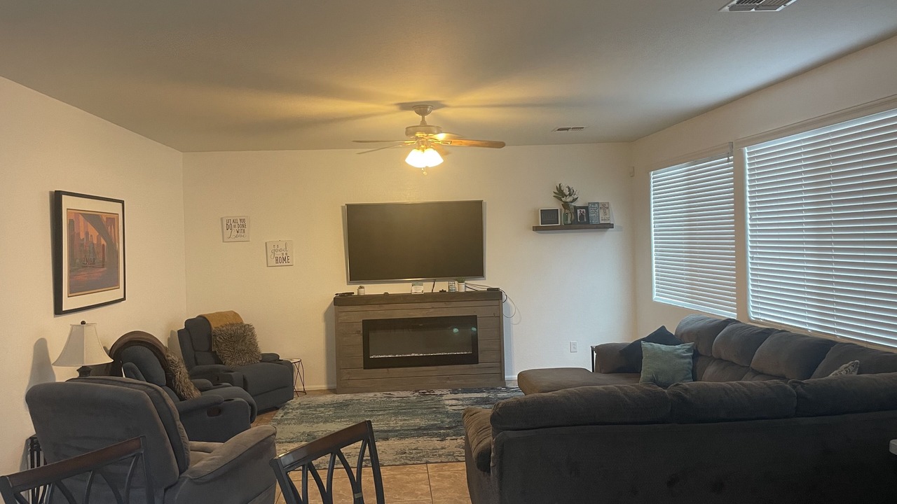Photo of Livingroom in Glendale